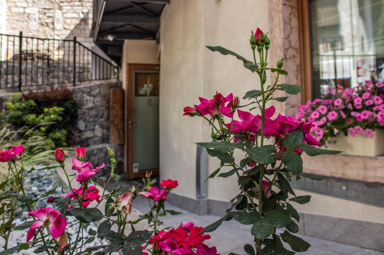 Dolcevita Ambiez B&B San Lorenzo Dorsino Exterior photo